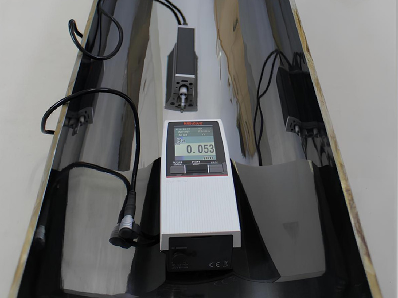 日本三豐粗糙度儀，粗糙度可根據(jù)客戶需求達到3S Ra≤0.6um、1S Ra≤0.3um
